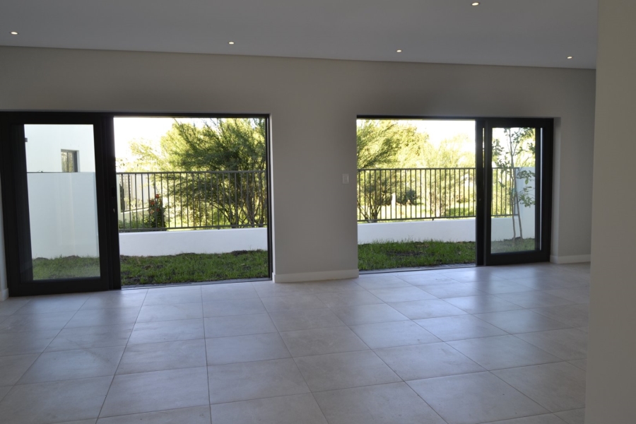 To Let 4 Bedroom Property for Rent in Croydon Gardens Estate Western Cape